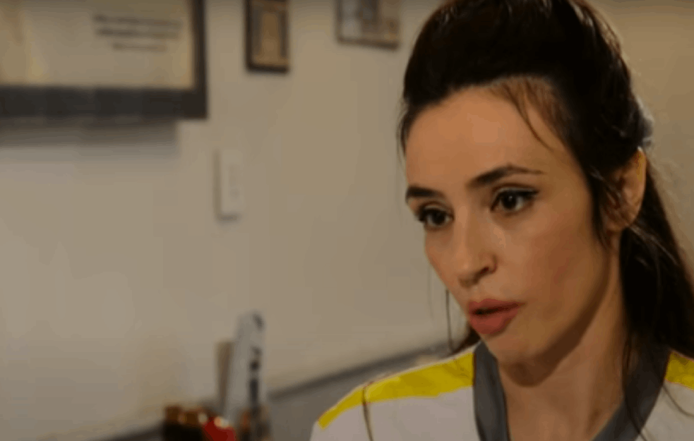 JOVANA BALAŠEVIĆ PODELILA DIRLJIV SNIMAK IZ DETINJSTVA: Reči Đoletove ćerke nateraće vam suze na oči (VIDEO)